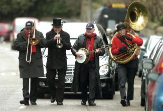 Jazz band leading hearse